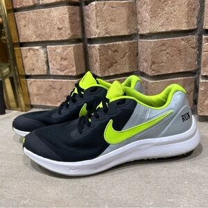 Nike Star Runner 3 DJ1512-001 Black Running Shoes Sneakers women’s Size 8.5